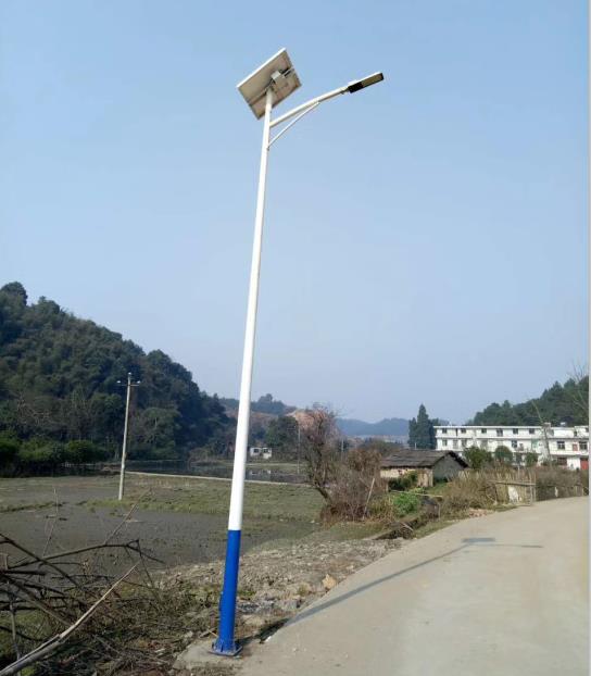 易美特照明路灯厂 图 太阳能路灯生产 九江太阳能路灯